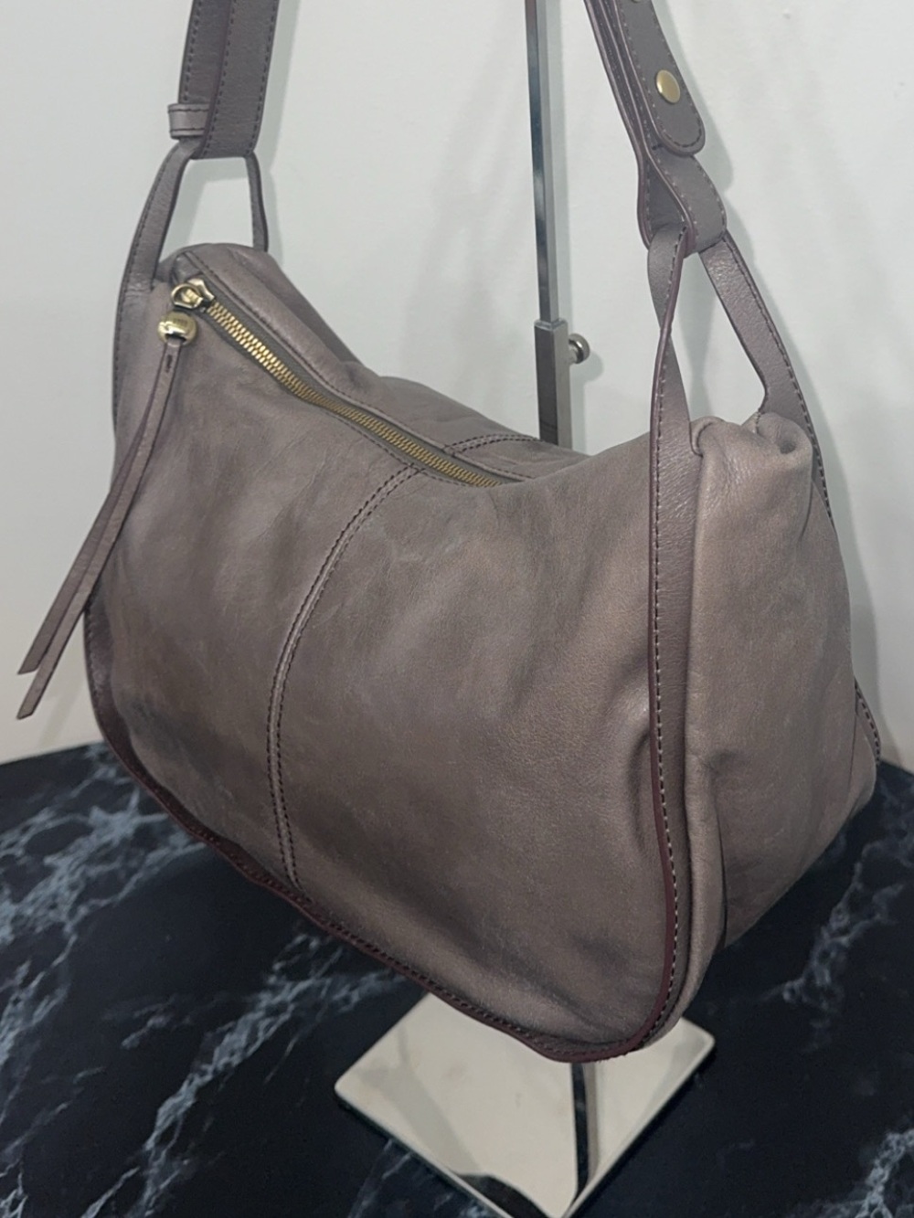 HOBO Handbag Leather Shoulder Bag Gray Medium Size AUTHENTIC - Picture 7 of 14